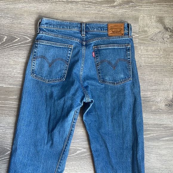 LEVI'S Wedgie Straight Ankle in Jive Sound - Picture 9 of 11